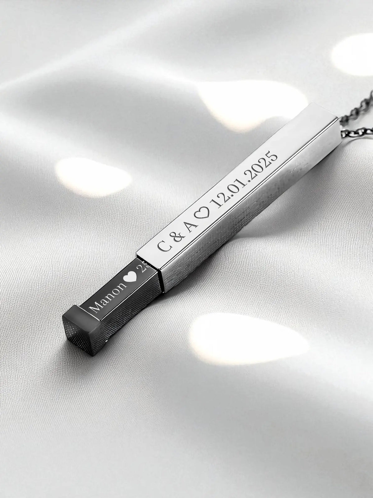 Collier personnalisable avec message caché