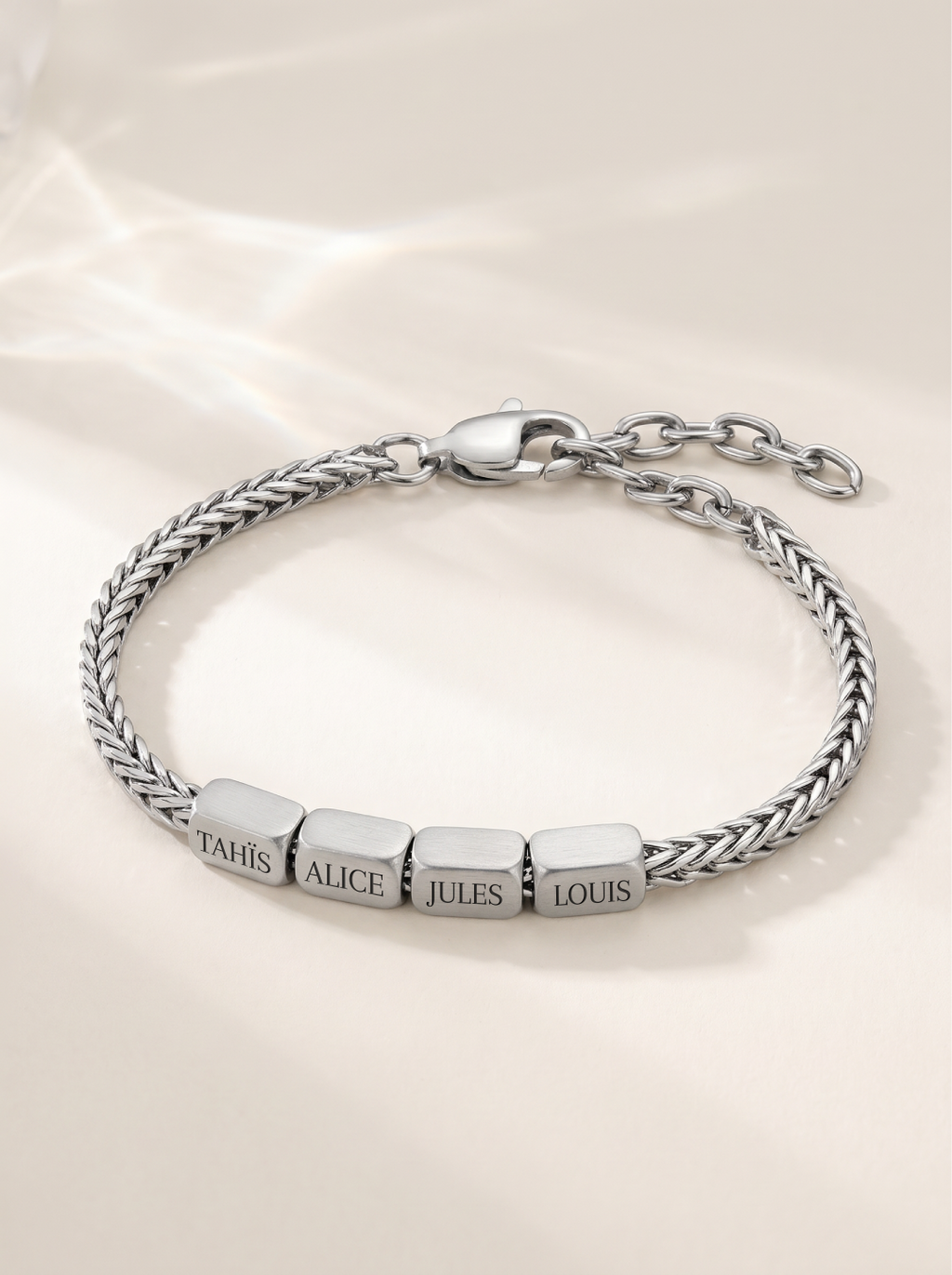 Bracelet Signature