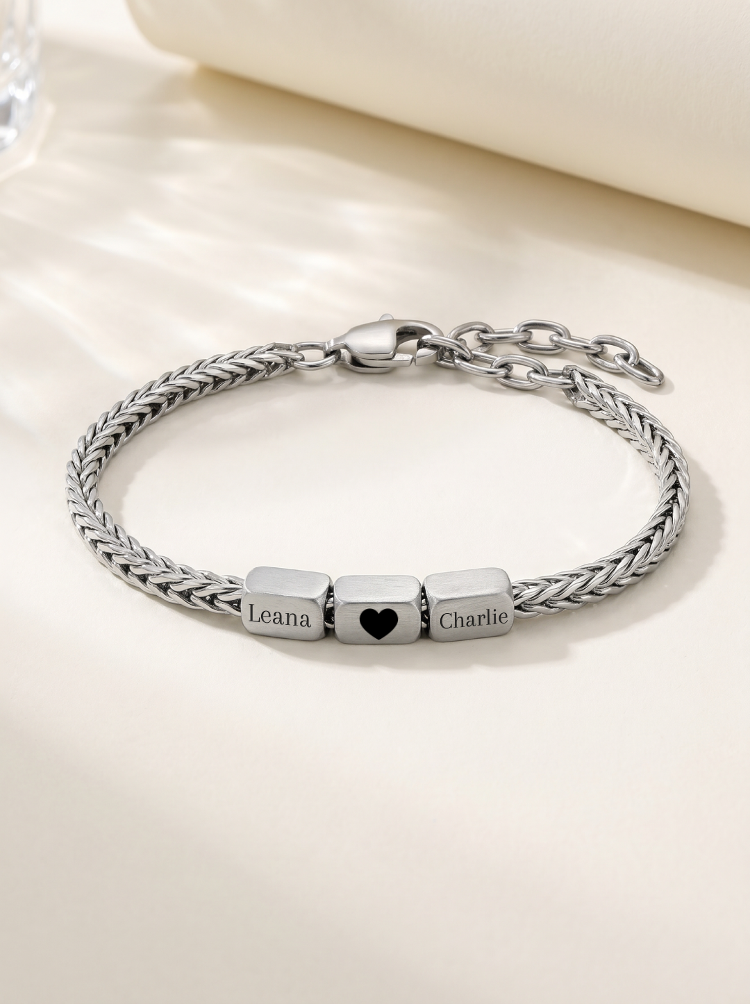 Bracelet Signature