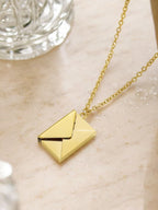 Collier Lettre d'Amour - Doré