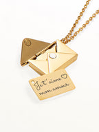 Collier Lettre d'Amour - Doré