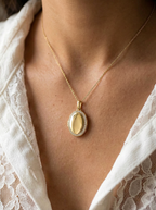 Collier Portrait Précieux