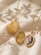 Collier Portrait  Fleuri